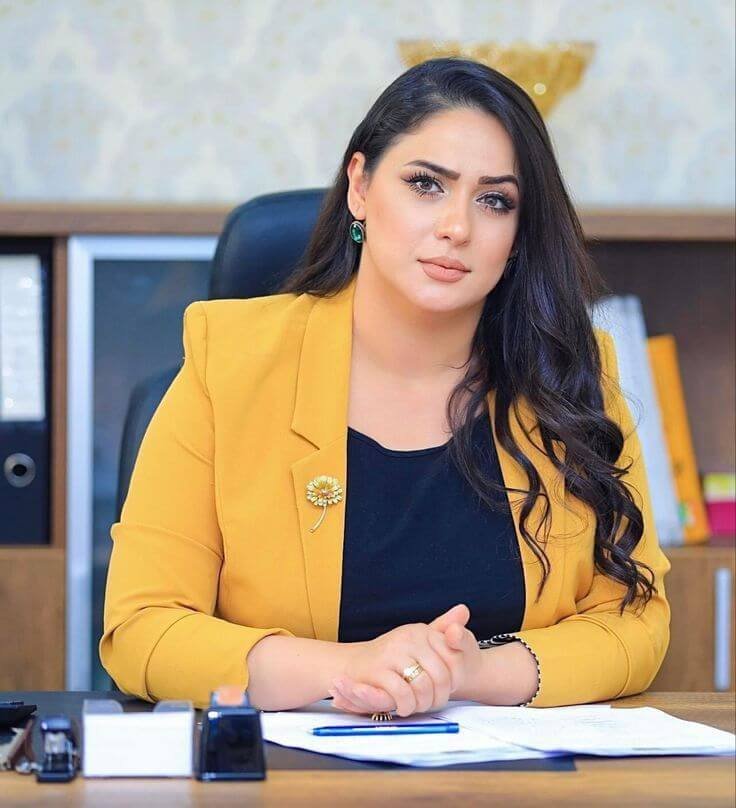 Dr. Celine Harcourt
